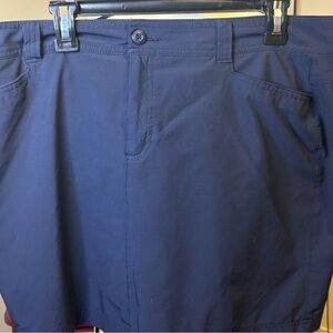 Eddie Bauer women’s Dark Blue Flat Front Shorts